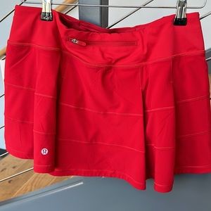 Lululemon pace rival mr skirt